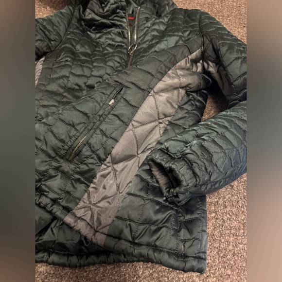 Prada puffy green winter jacket - Picture 10 of 12